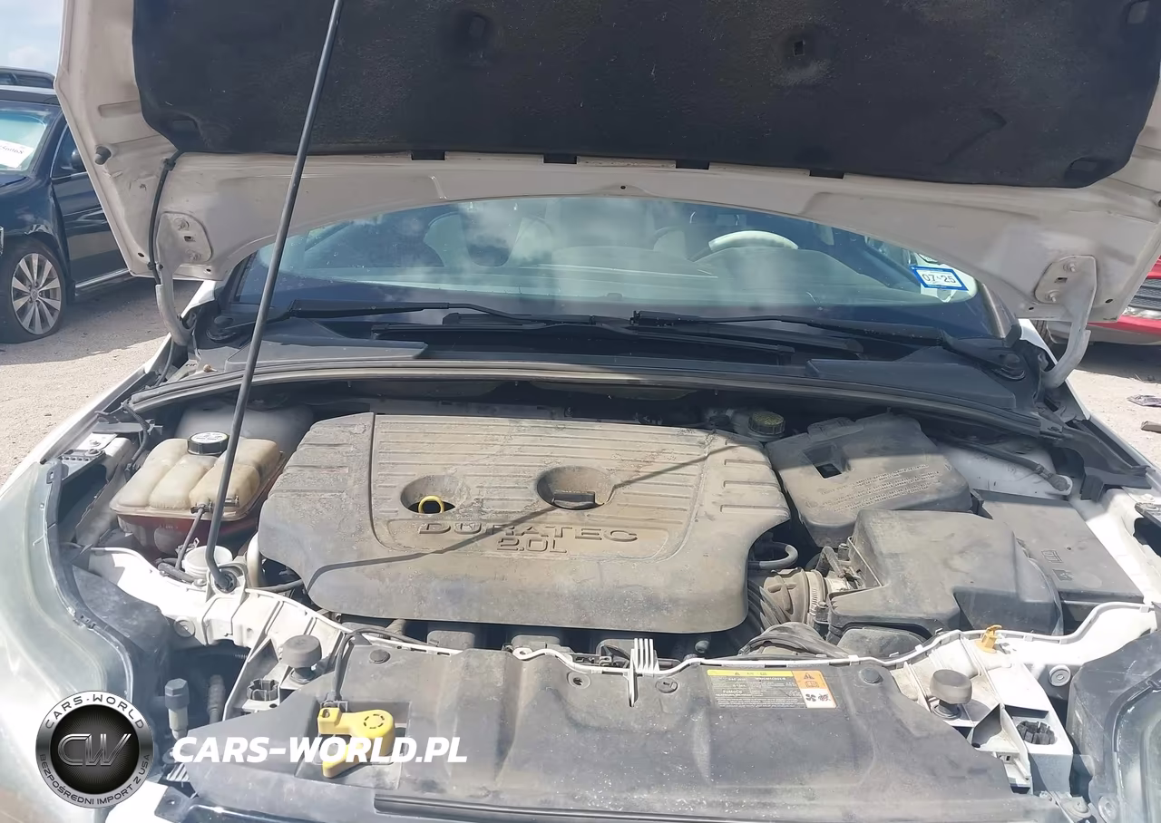 2012 Ford Focus Titanium VIN:1FAHP3J23CL139838 - 10