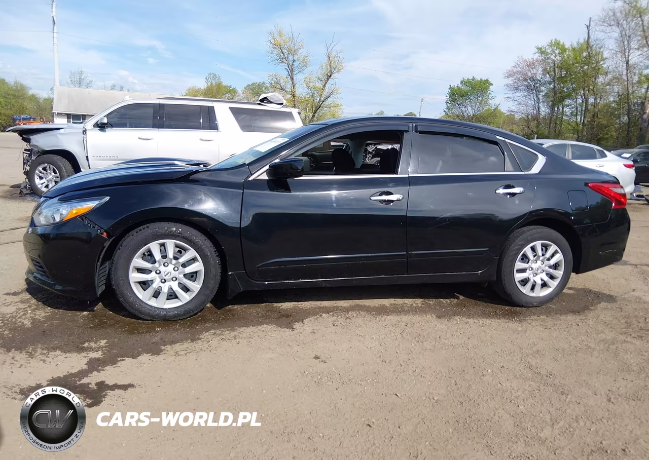 2017 Nissan Altima 2.5 S VIN:1N4AL3AP4HC121784 - 13