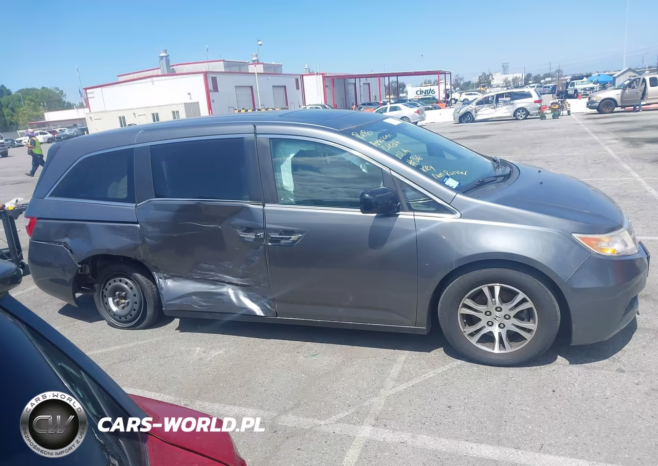 2013 Honda Odyssey Ex-L VIN:5FNRL5H66DB012990 - 12