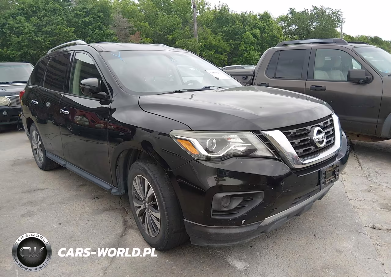 2018 Nissan Pathfinder Sv