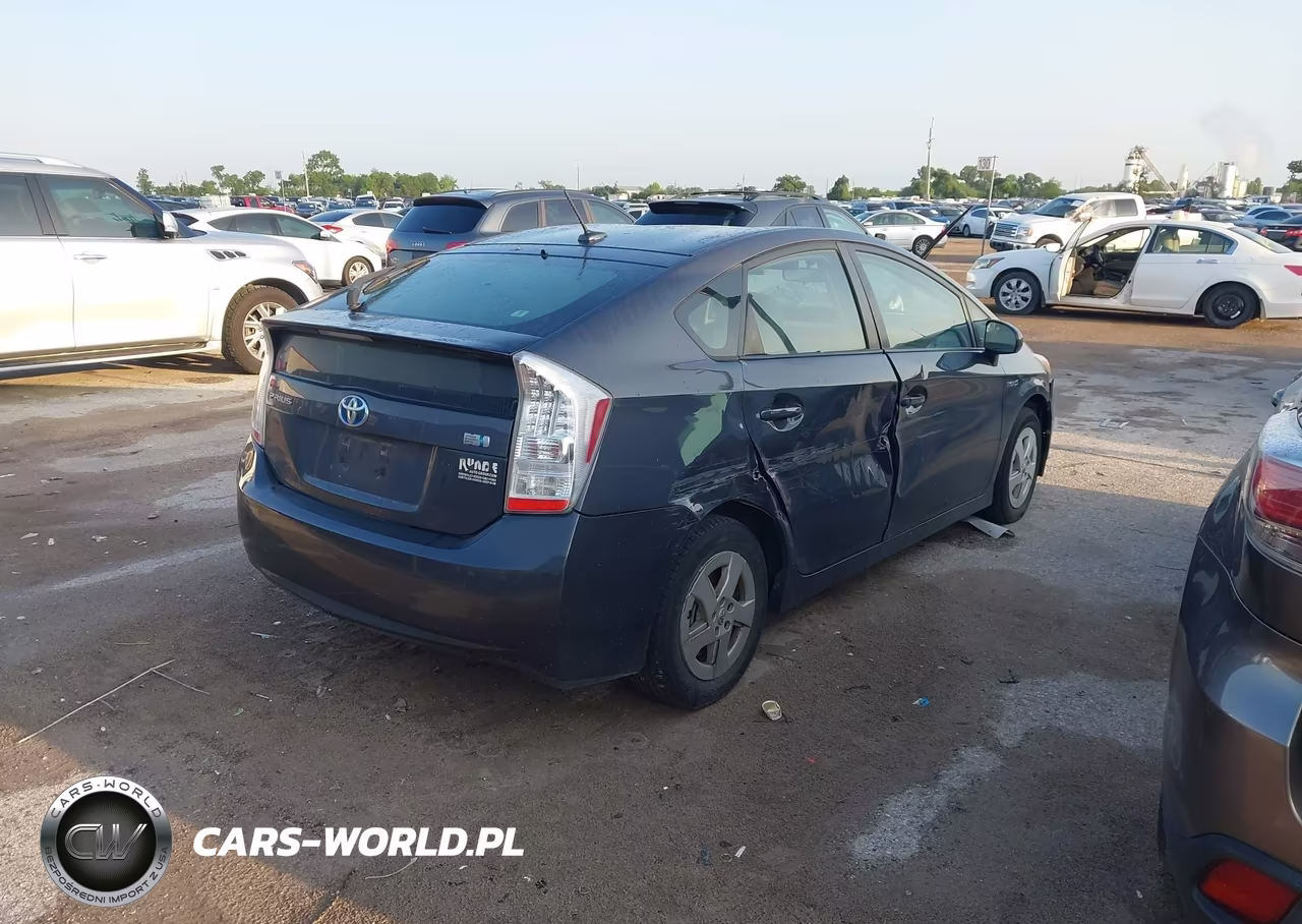 2010 Toyota Prius Ii VIN:JTDKN3DU6A0216915 - 4