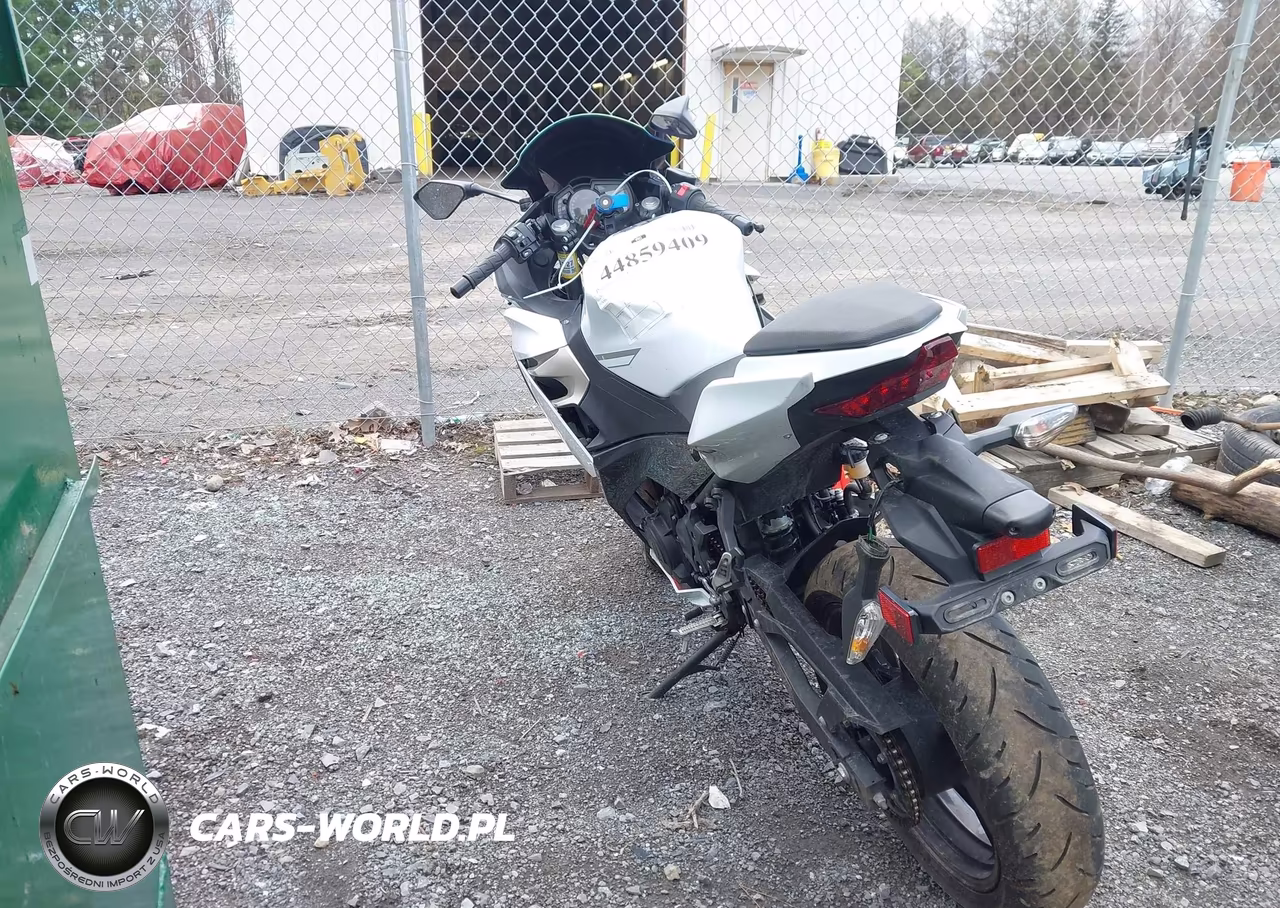 2023 Kawasaki Ex400 VIN:JKAEXKG14PDAL9265 - 3
