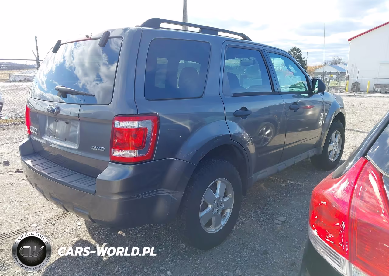 2009 Ford Escape Xlt VIN:1FMCU93G59KA81962 - 4