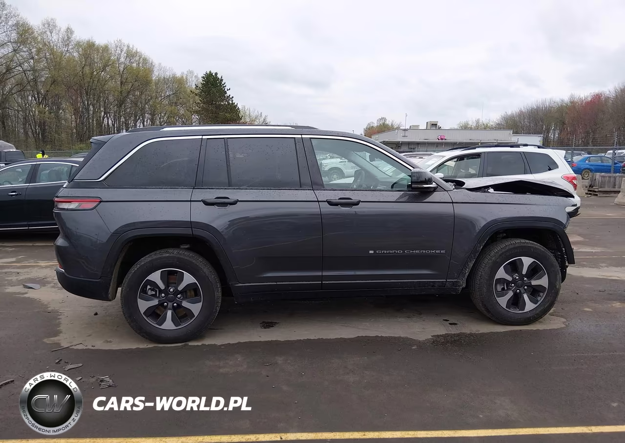 2024 Jeep Grand Cherokee 4Xe VIN:1C4RJYB65RC681675 - 14