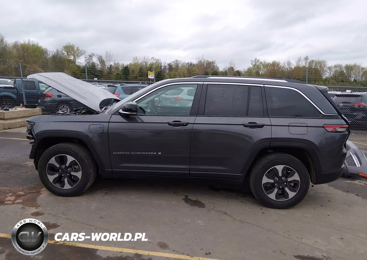 2024 Jeep Grand Cherokee 4Xe VIN:1C4RJYB65RC681675 - 15