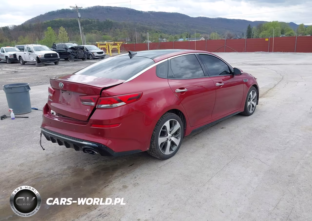 2019 Kia Optima S VIN:5XXGT4L37KG306553 - 4