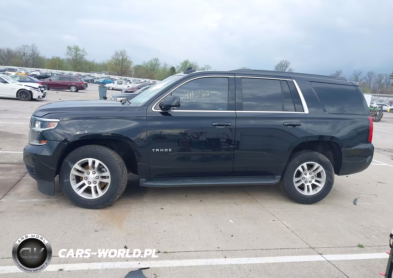2018 Chevrolet Tahoe Ls VIN:1GNSKAEC2JR109107 - 13