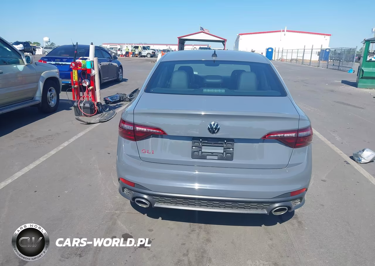 2023 Volkswagen Jetta Gli 2.0T Autobahn VIN:3VW1T7BU5PM004330 - 17