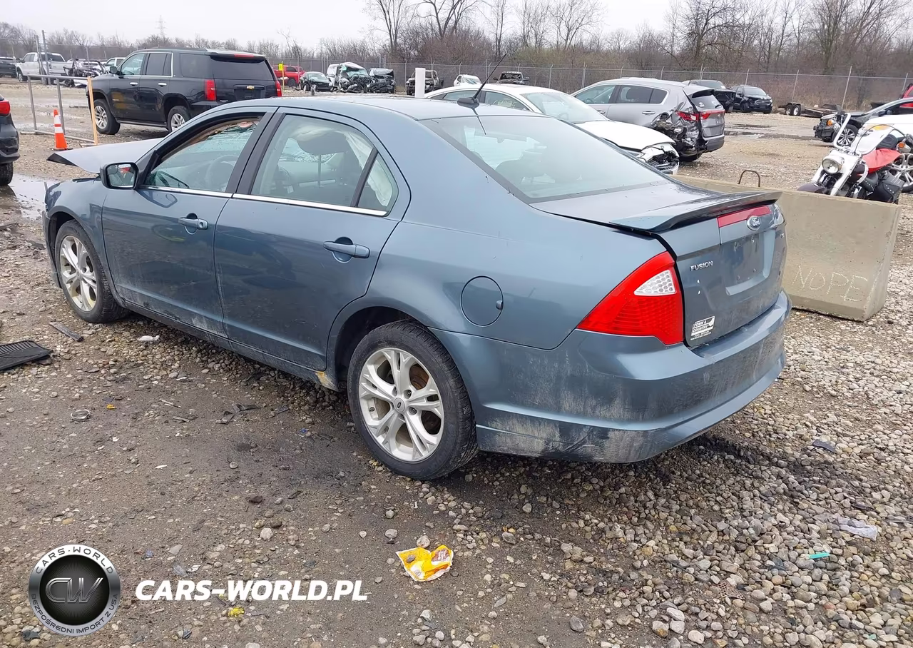 2012 Ford Fusion Se VIN:3FAHP0HA6CR114056 - 3