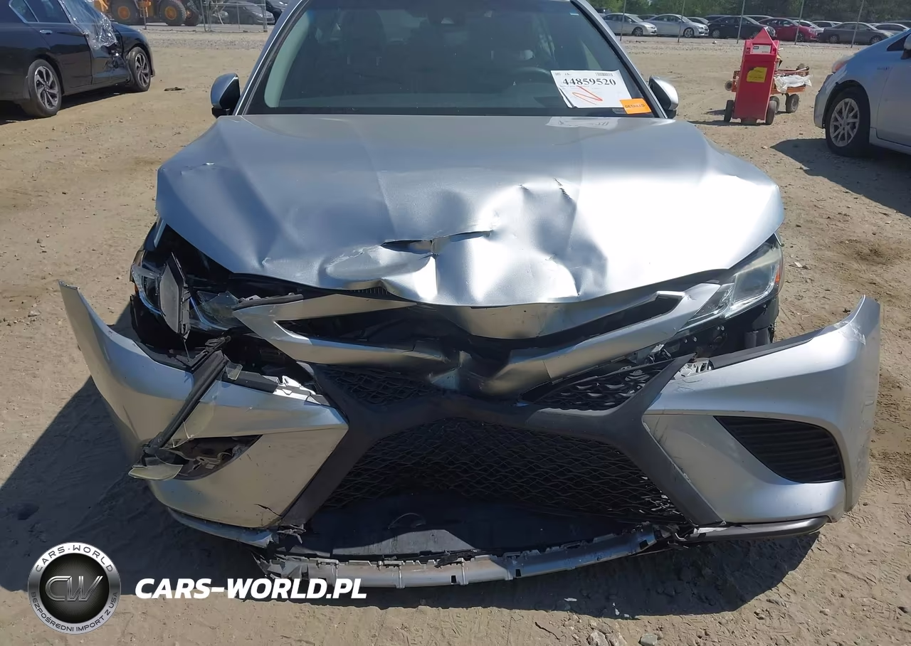 2018 Toyota Camry Se VIN:4T1B11HK1JU075622 - 6