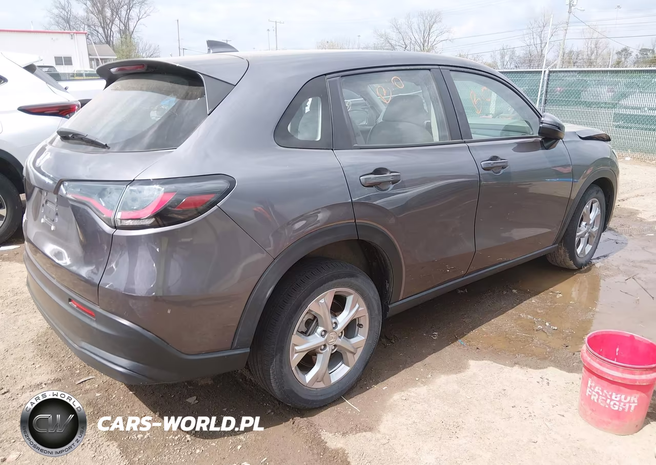 2023 Honda Hr-V Awd Lx VIN:3CZRZ2H39PM706943 - 4