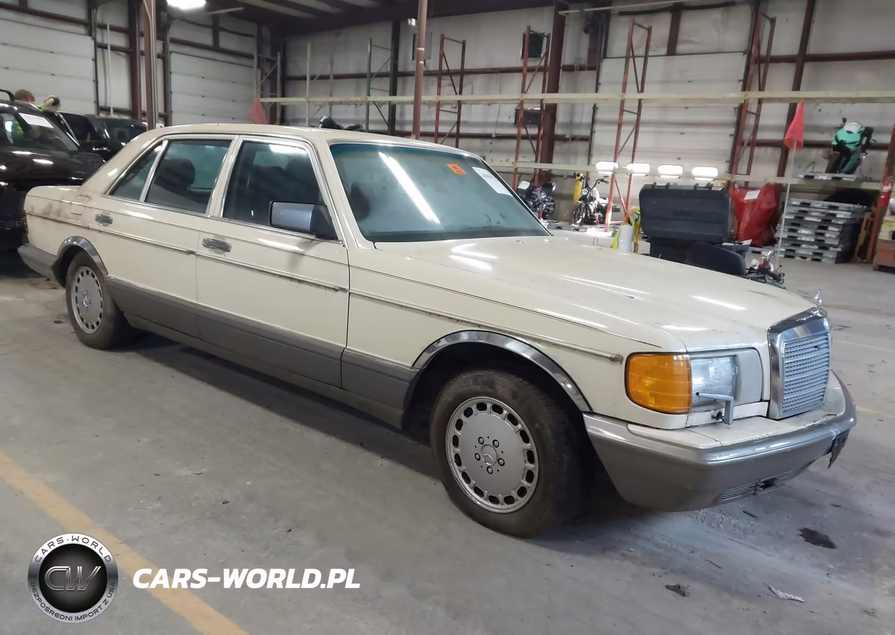 1986 Mercedes-Benz 560 Series