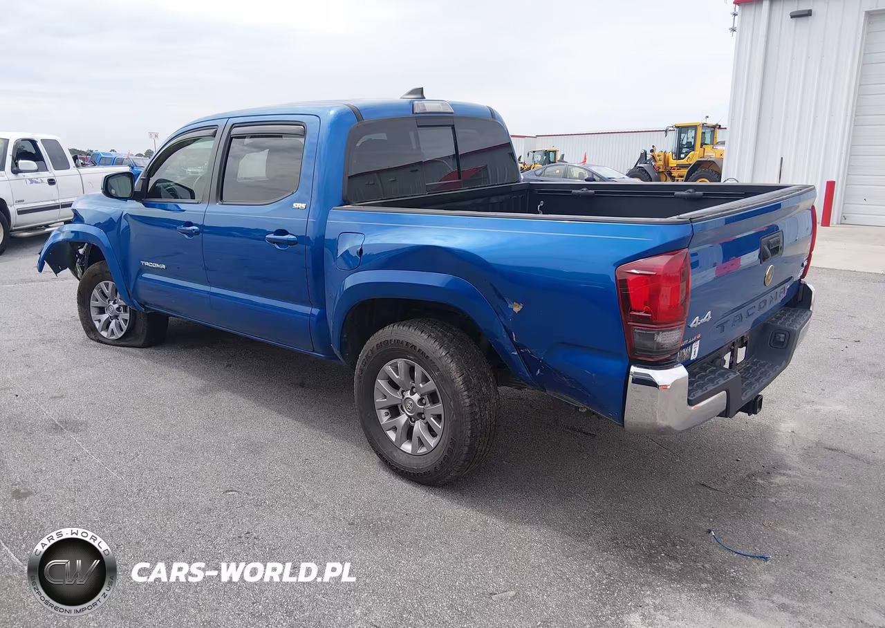 2018 Toyota Tacoma Sr5 V6 VIN:3TMCZ5AN6JM160084 - 3