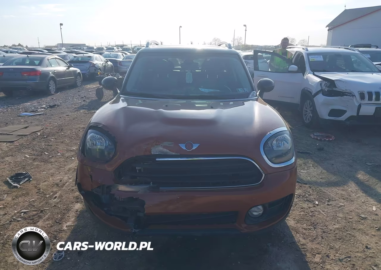 2018 Mini Countryman Cooper VIN:WMZYS7C3XJ3E09279 - 12