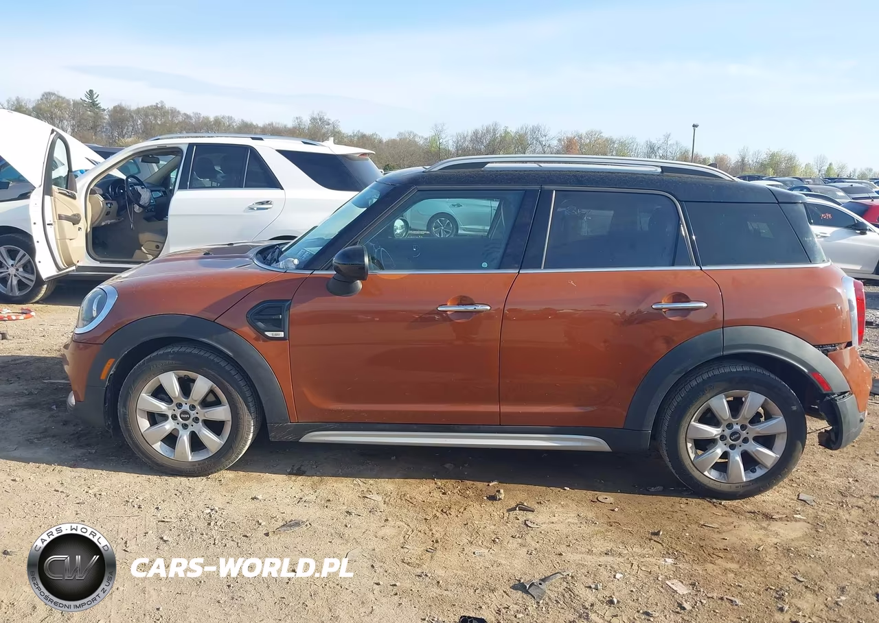 2018 Mini Countryman Cooper VIN:WMZYS7C3XJ3E09279 - 14