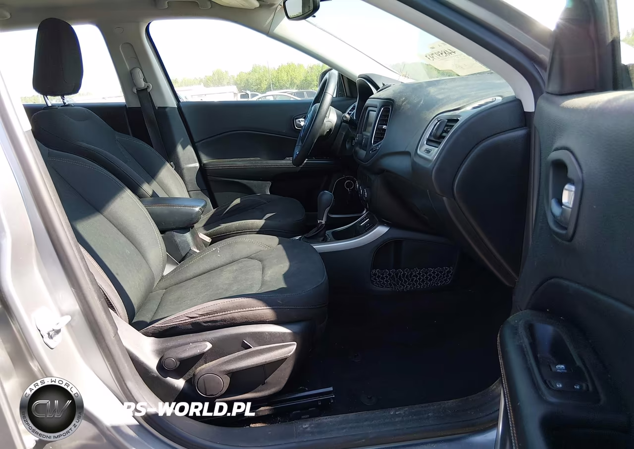 2018 Jeep Compass Sport Fwd VIN:3C4NJCAB5JT330225 - 5