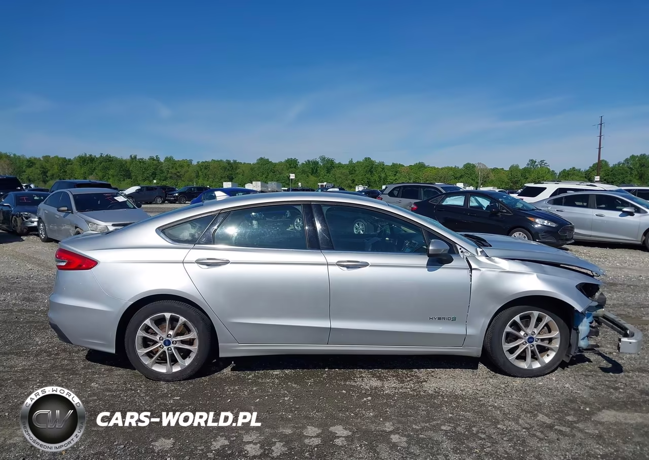 2019 Ford Fusion Hybrid Se VIN:3FA6P0LU0KR107112 - 14