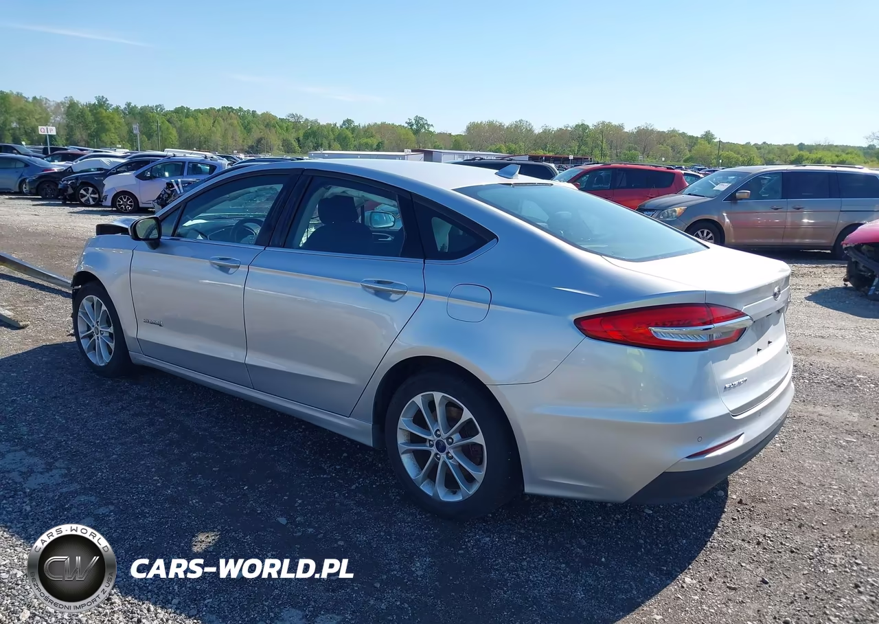 2019 Ford Fusion Hybrid Se VIN:3FA6P0LU0KR107112 - 3