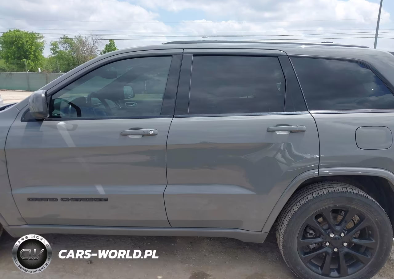 2020 Jeep Grand Cherokee Altitude 4X2 VIN:1C4RJEAG7LC202740 - 14