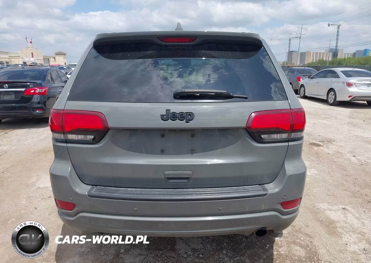 2020 Jeep Grand Cherokee Altitude 4X2 VIN:1C4RJEAG7LC202740 - 16