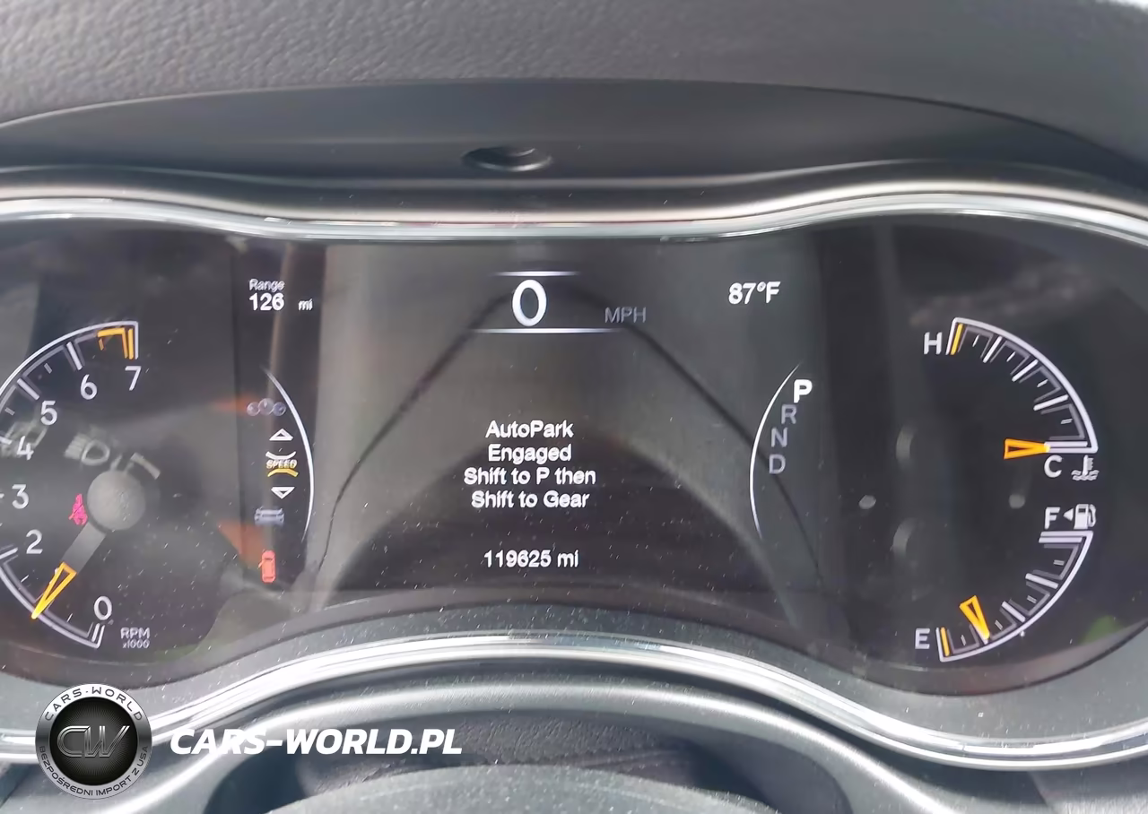 2020 Jeep Grand Cherokee Altitude 4X2 VIN:1C4RJEAG7LC202740 - 7