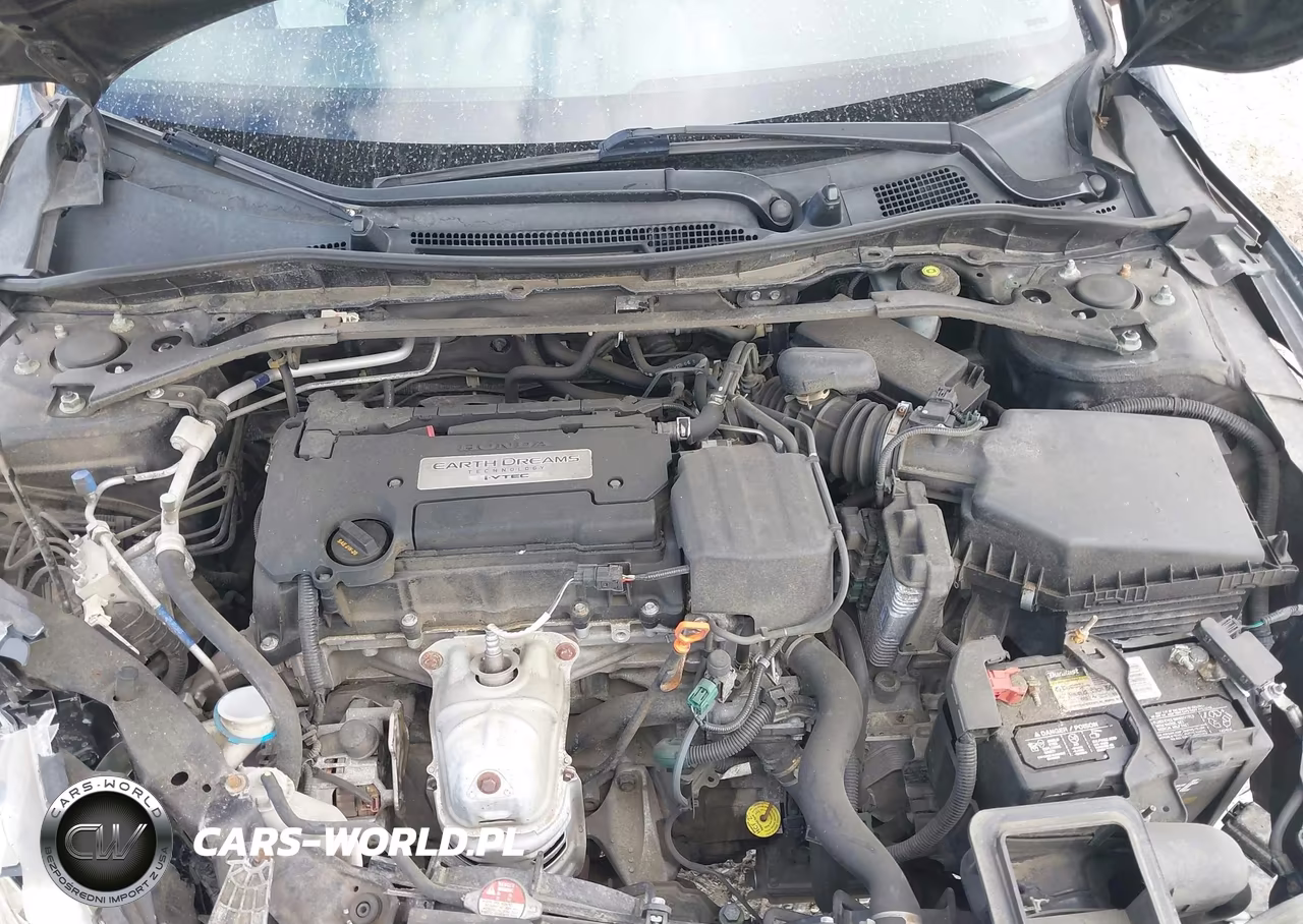 2015 Honda Accord Sport VIN:1HGCR2F51FA198576 - 10