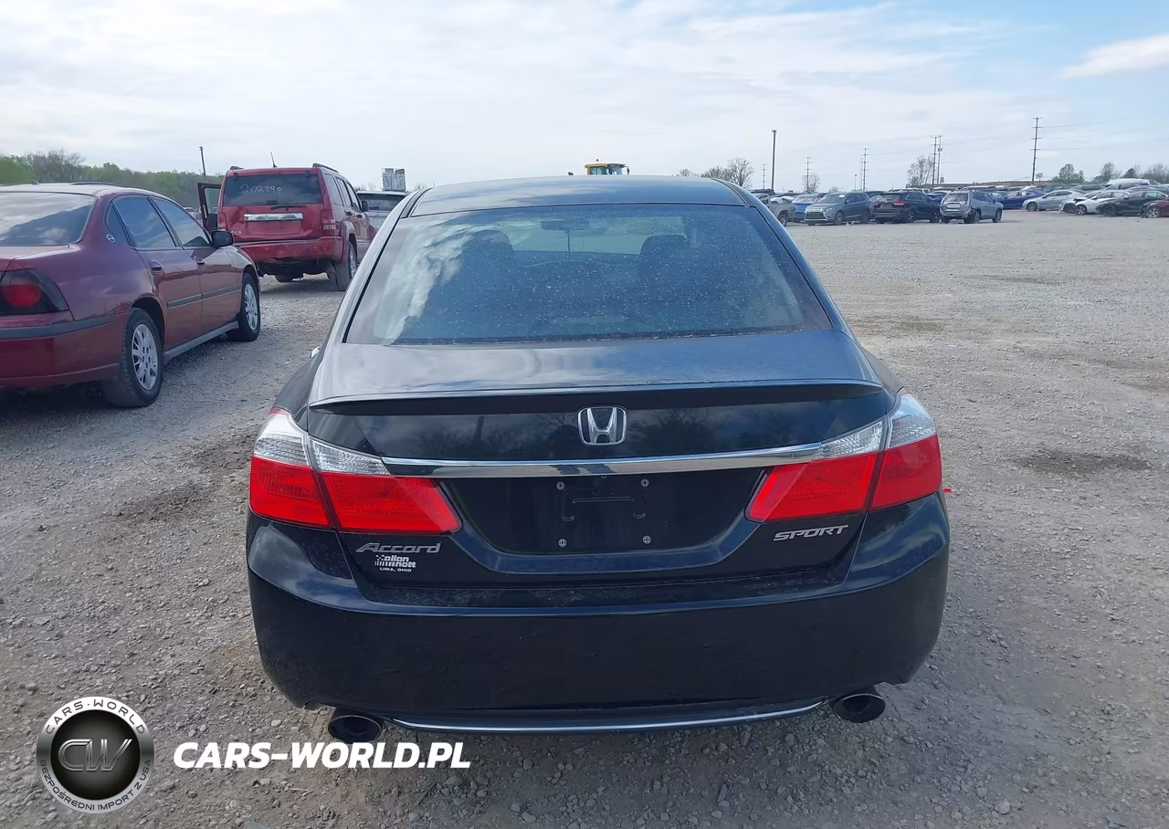 2015 Honda Accord Sport VIN:1HGCR2F51FA198576 - 16