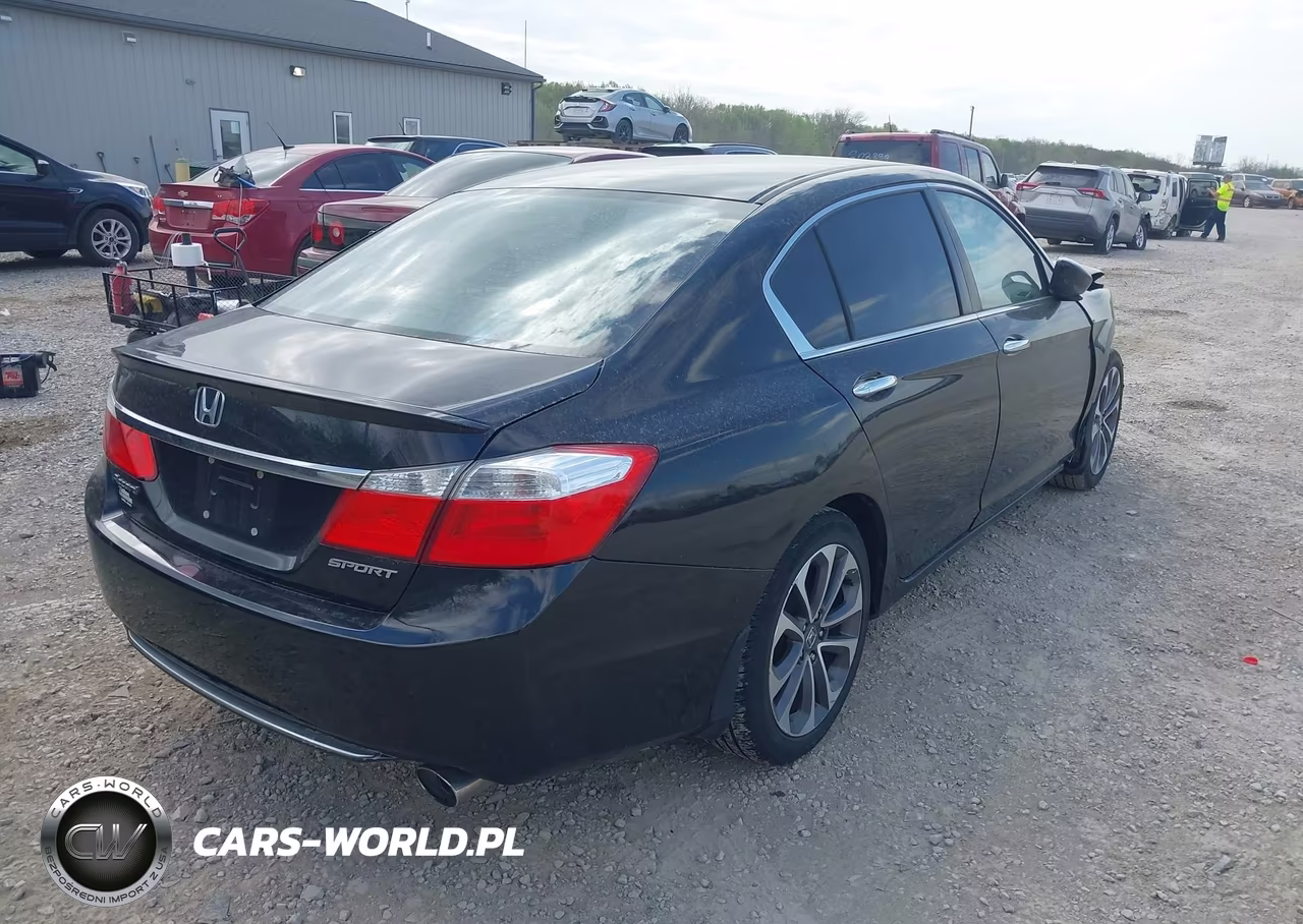 2015 Honda Accord Sport VIN:1HGCR2F51FA198576 - 4