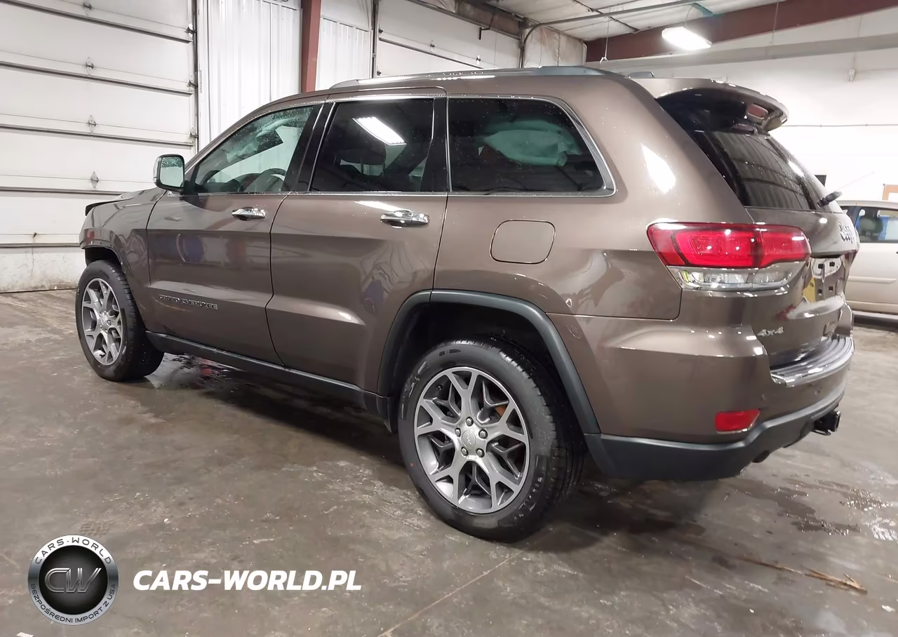 2020 Jeep Grand Cherokee Limited 4X4 VIN:1C4RJFBT9LC158371 - 3