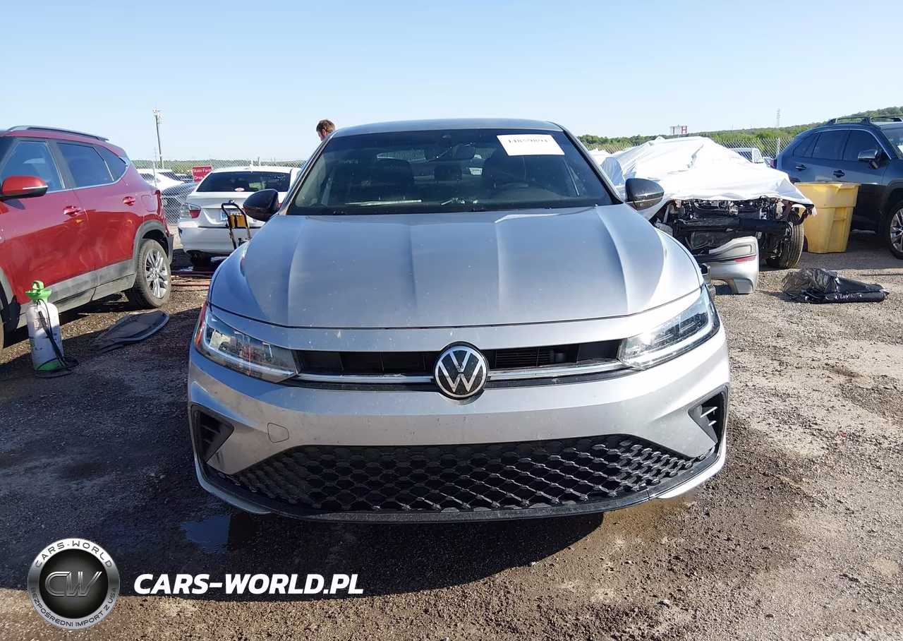 2025 Volkswagen Jetta 1.5T Sport VIN:3VWBX7BU7SM051652 - 13