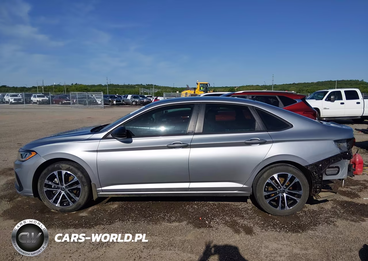 2025 Volkswagen Jetta 1.5T Sport VIN:3VWBX7BU7SM051652 - 15