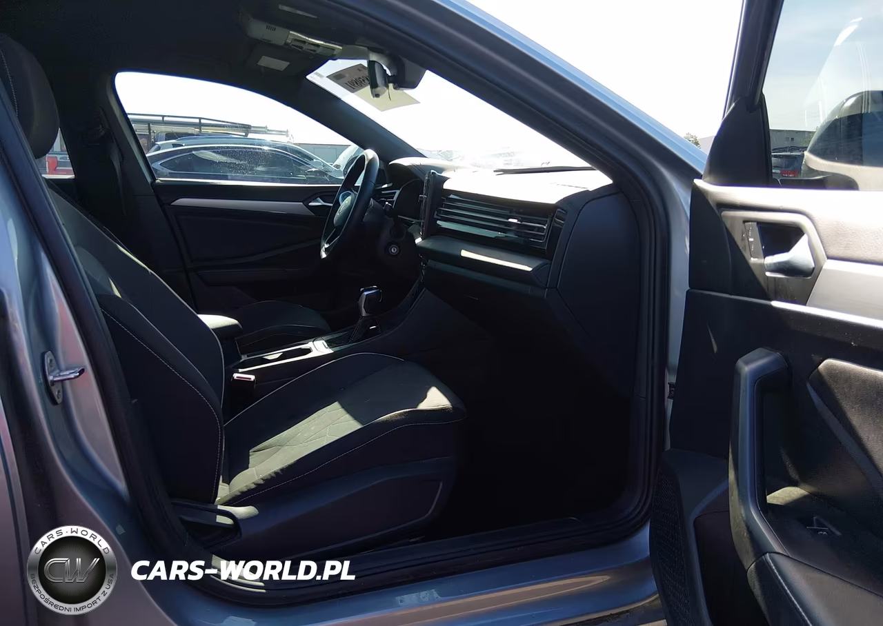 2025 Volkswagen Jetta 1.5T Sport VIN:3VWBX7BU7SM051652 - 5