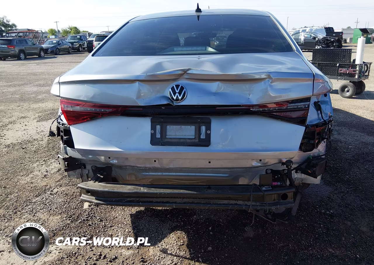 2025 Volkswagen Jetta 1.5T Sport VIN:3VWBX7BU7SM051652 - 6