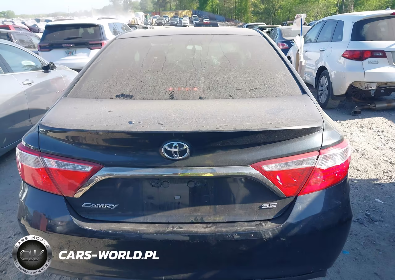 2015 Toyota Camry Se VIN:4T1BF1FK8FU016739 - 16