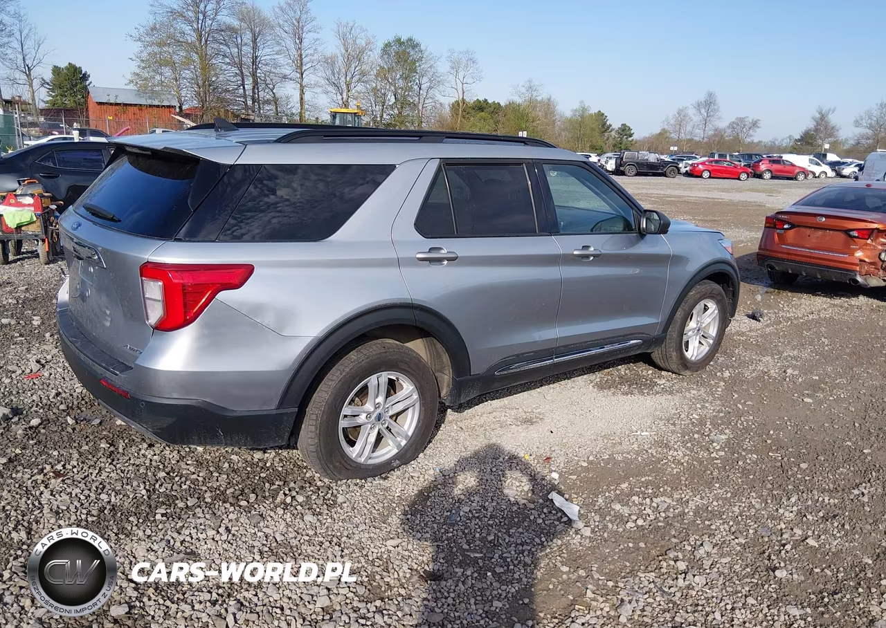 2023 Ford Explorer Xlt VIN:1FMSK8DH2PGB18310 - 4
