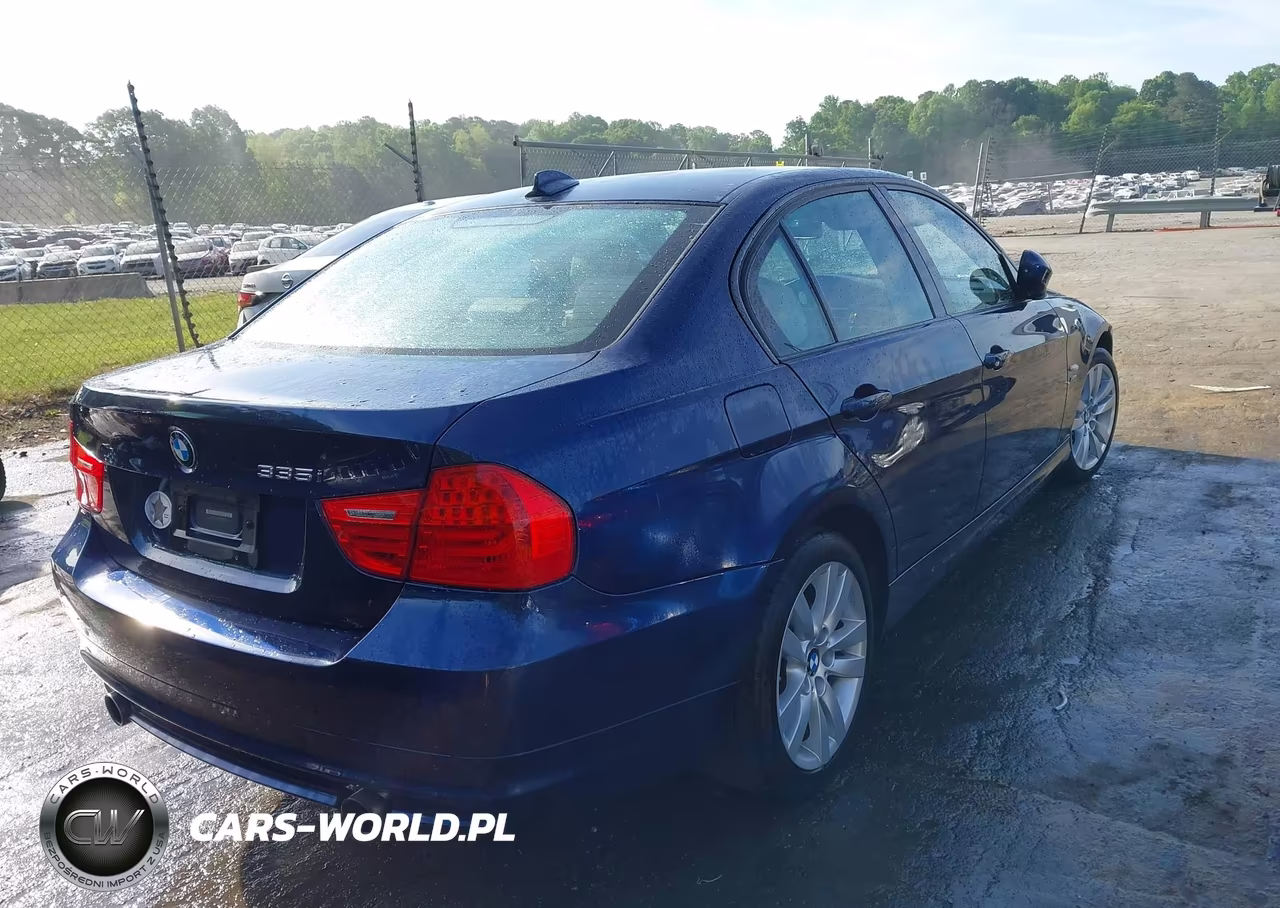 2011 BMW 335I xDrive VIN:WBAPL5G50BNN23039 - 4