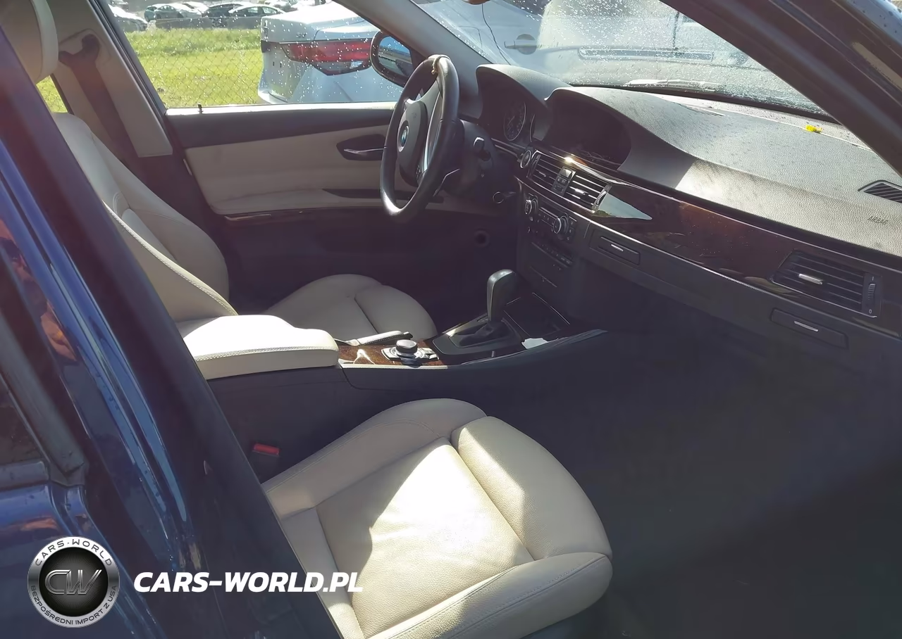 2011 BMW 335I xDrive VIN:WBAPL5G50BNN23039 - 5