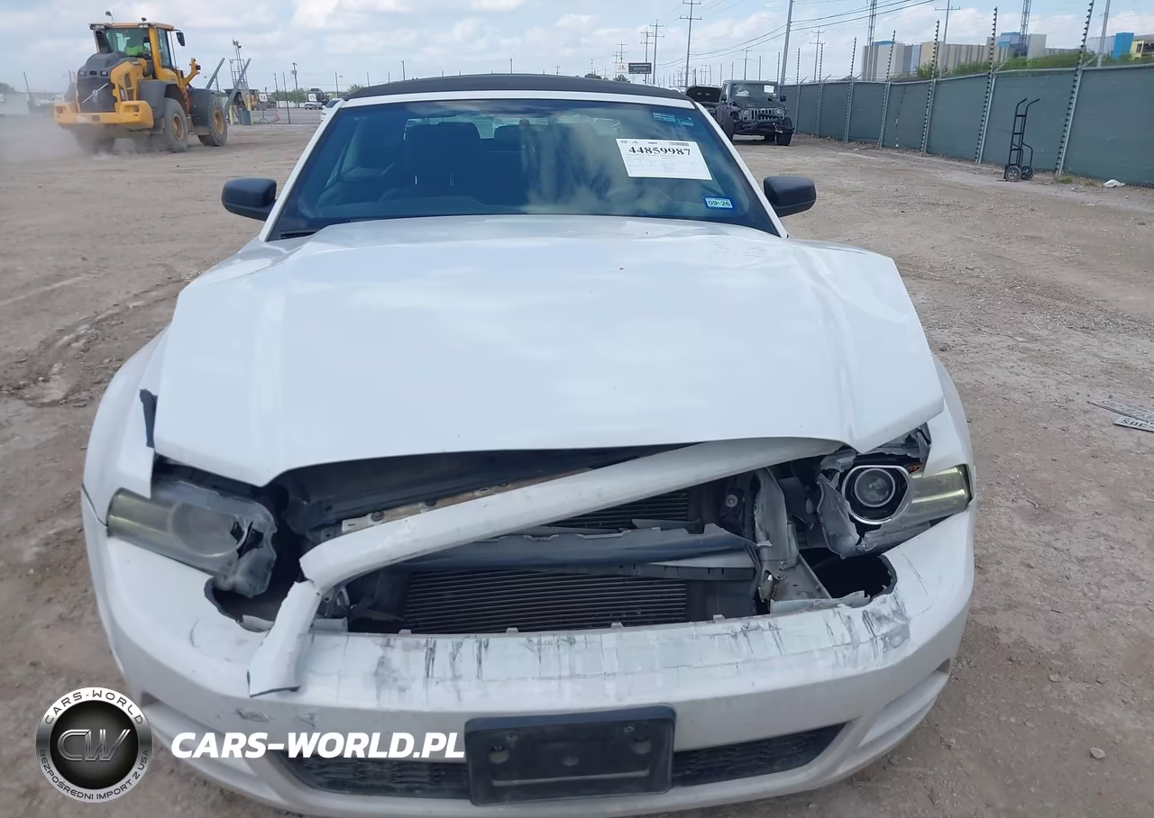 2014 Ford Mustang V6 VIN:1ZVBP8EM7E5227241 - 13