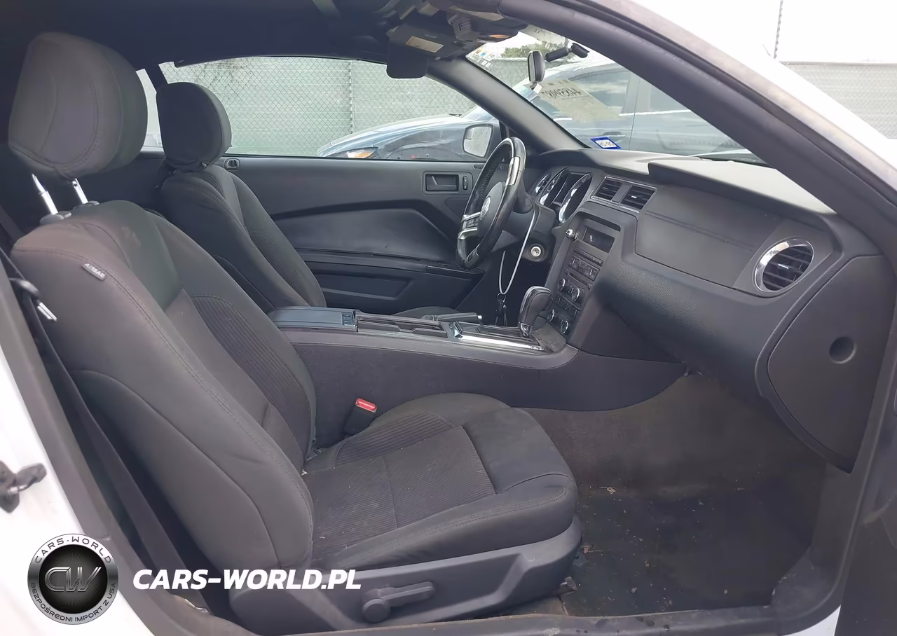 2014 Ford Mustang V6 VIN:1ZVBP8EM7E5227241 - 5