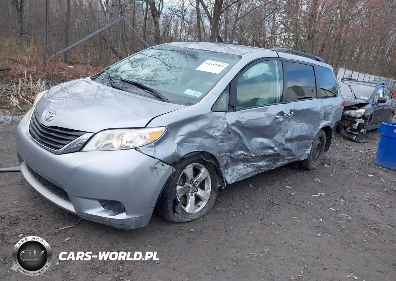 2012 Toyota Sienna Le V6 8 Passenger VIN:5TDKK3DC8CS275612 - 2