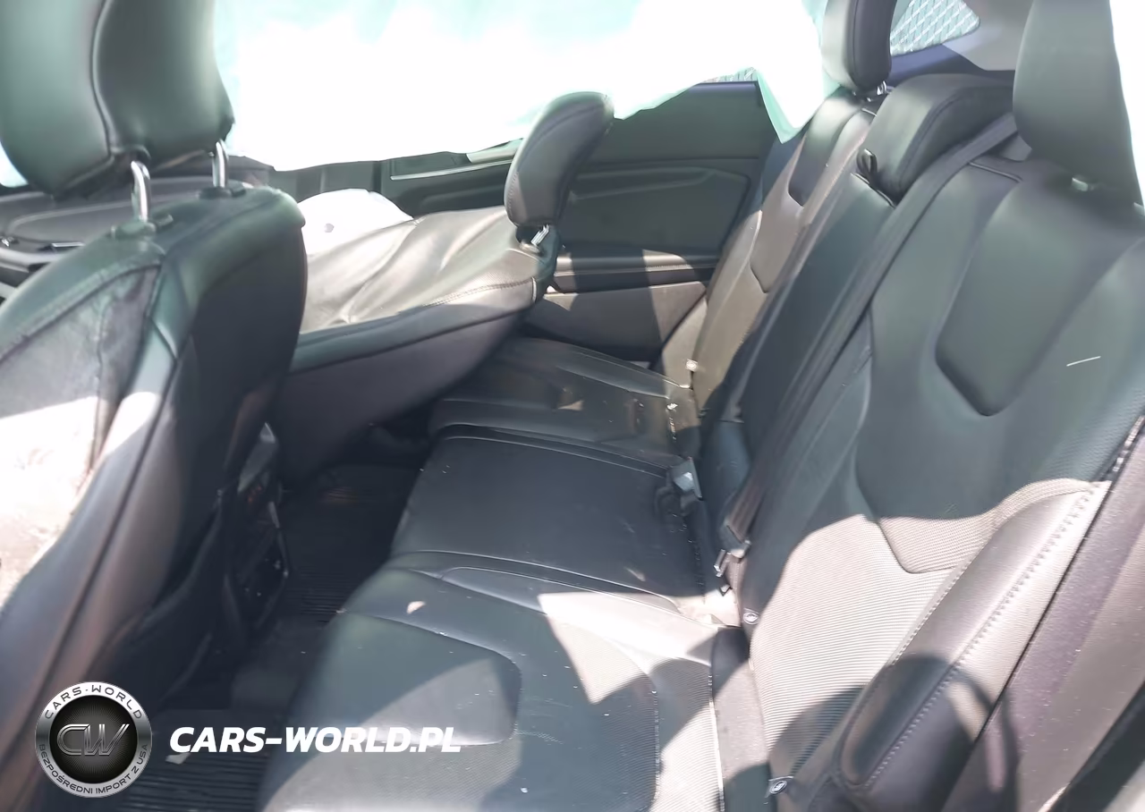 2019 Ford Edge Titanium VIN:2FMPK4K96KBB35265 - 8