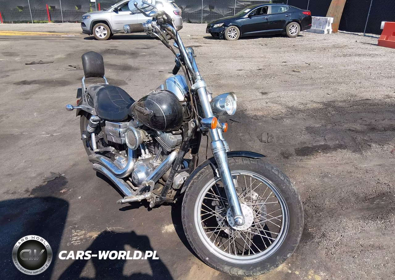 2011 Harley-Davidson Fxdc