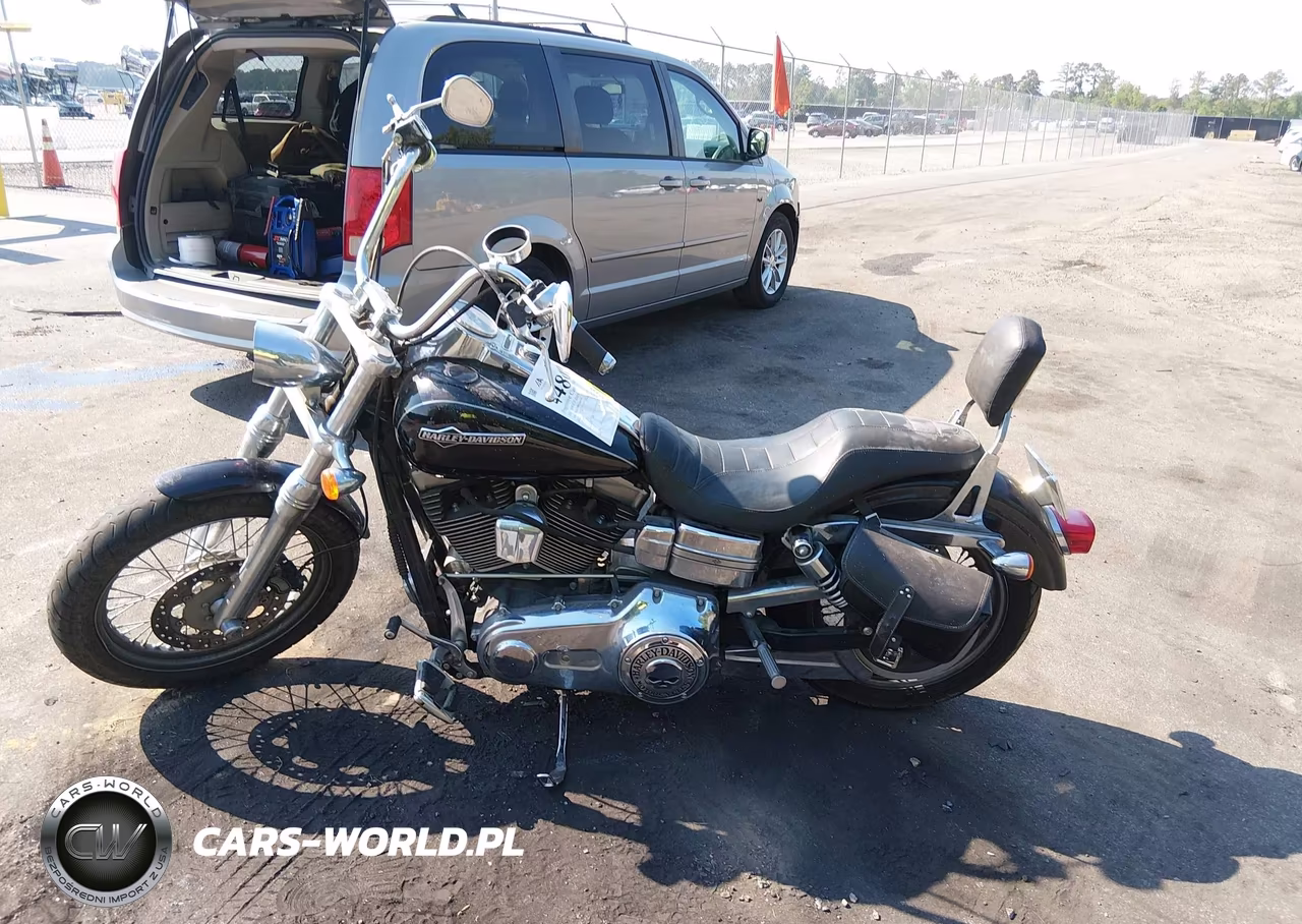 2011 Harley-Davidson Fxdc VIN:1HD1GV412BC306150 - 13