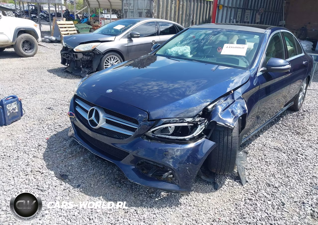 2015 Mercedes-Benz C 300 4Matic VIN:55SWF4KBXFU012115 - 6