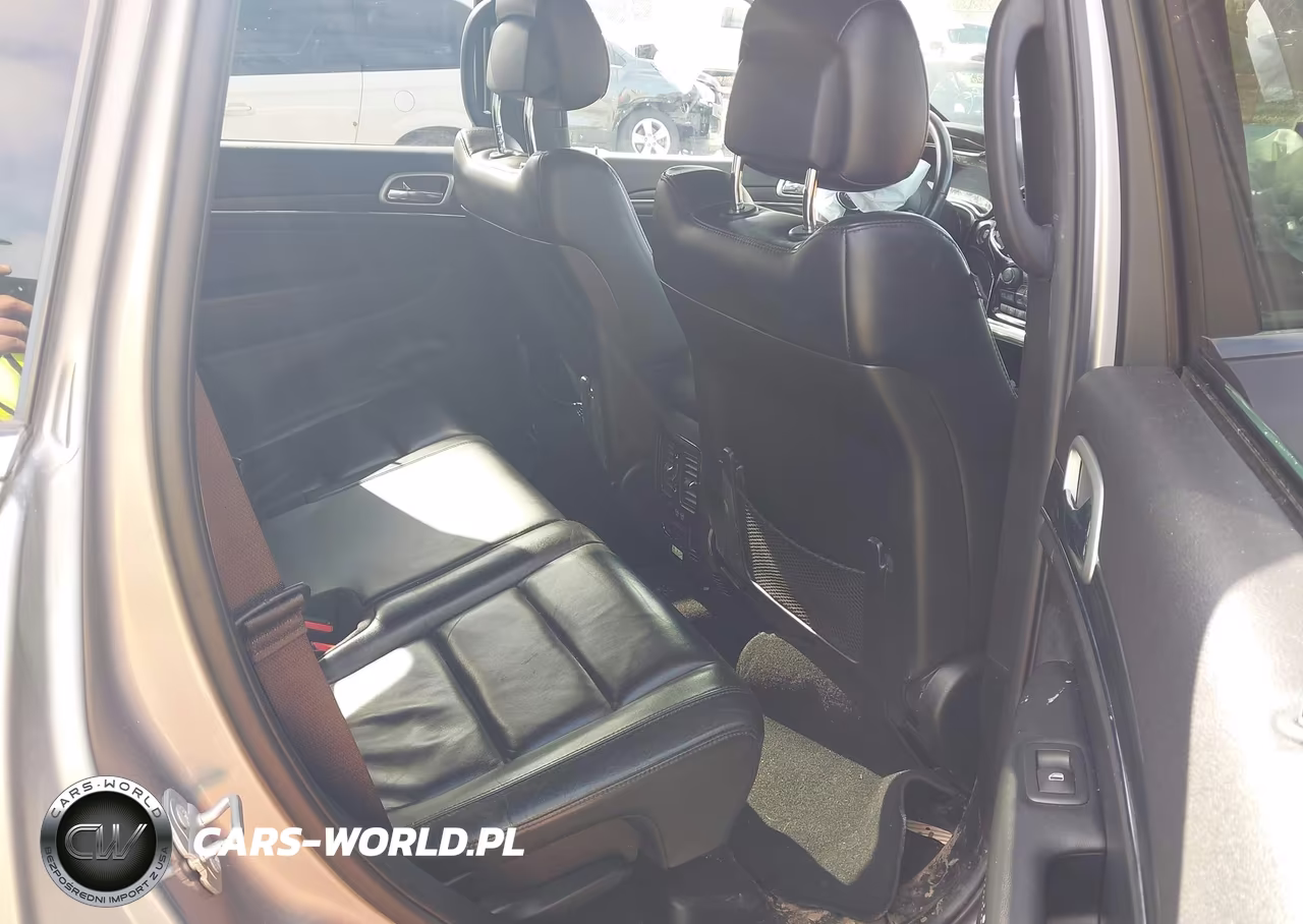2020 Jeep Grand Cherokee Limited 4X4 VIN:1C4RJFBG2LC126946 - 8