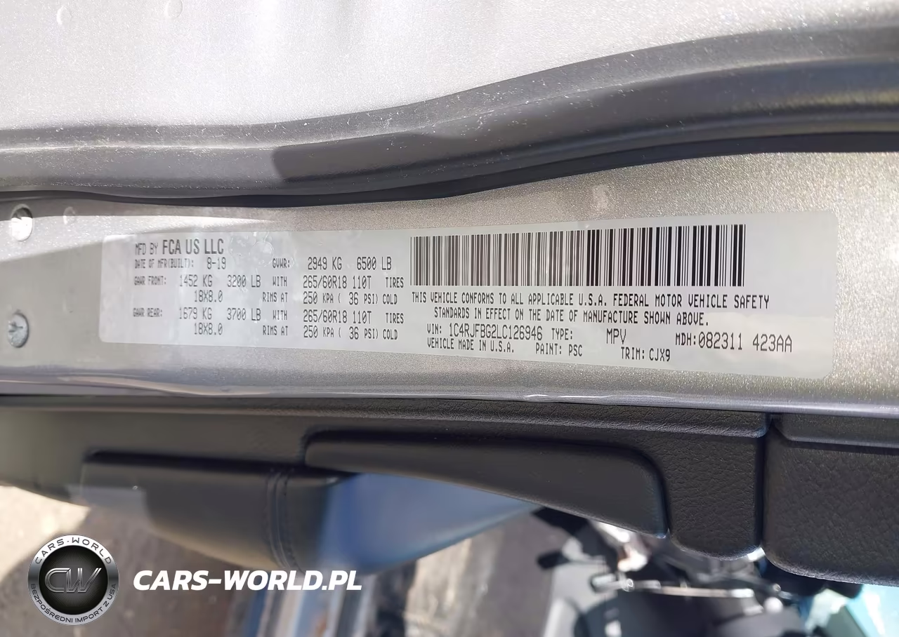 2020 Jeep Grand Cherokee Limited 4X4 VIN:1C4RJFBG2LC126946 - 9