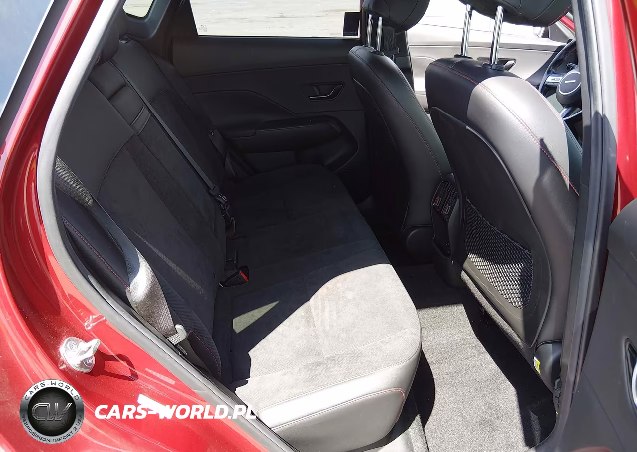 2025 Hyundai Kona N Line S VIN:KM8HB3A35SU186620 - 8