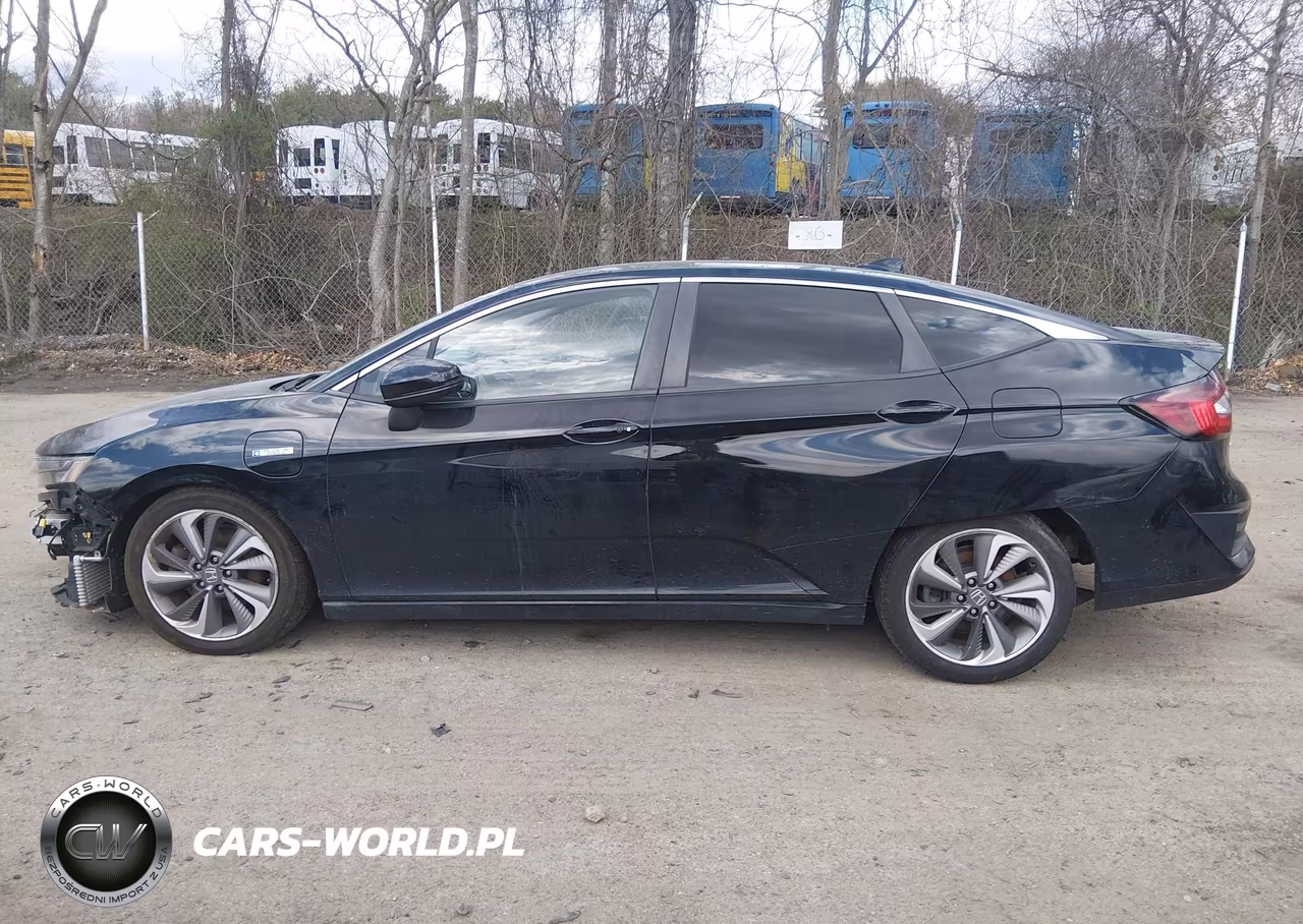 2018 Honda Clarity Plug-In Hybrid Touring VIN:JHMZC5F38JC017222 - 15