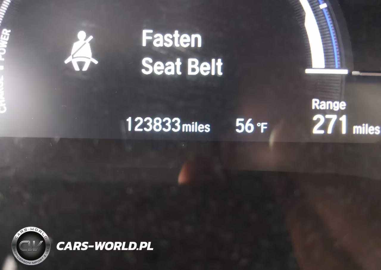 2018 Honda Clarity Plug-In Hybrid Touring VIN:JHMZC5F38JC017222 - 16