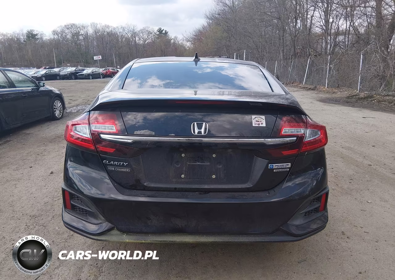 2018 Honda Clarity Plug-In Hybrid Touring VIN:JHMZC5F38JC017222 - 17